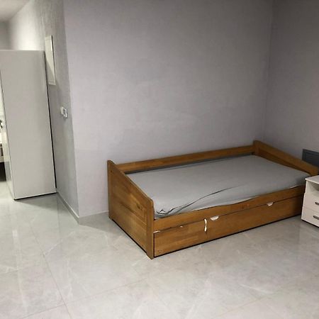 Ferienwohnung-Mitarbeiterunterkunft Deißlingen Exterior foto