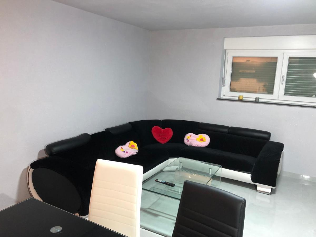 Ferienwohnung-Mitarbeiterunterkunft Deißlingen Exterior foto